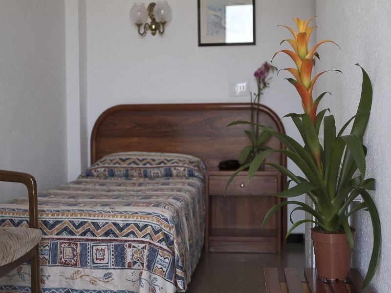 Bluesea Arenal Tower Adults Only Otel S'Arenal Dış mekan fotoğraf