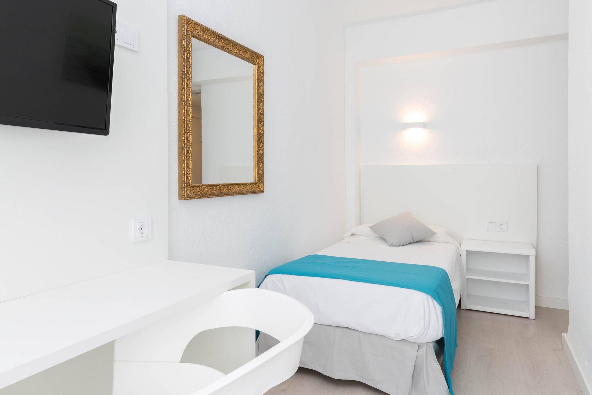 Bluesea Arenal Tower Adults Only Otel S'Arenal Dış mekan fotoğraf